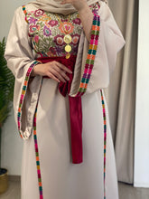 Elegant Beige Ward Thob With Manajil Details and Satin Belt