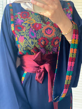 Elegant Navy Ward Thob With Manajil Details and Satin Belt