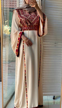 Elegant Offwhite Diamond Qabbah Thob With Manajil Details and Satin Details