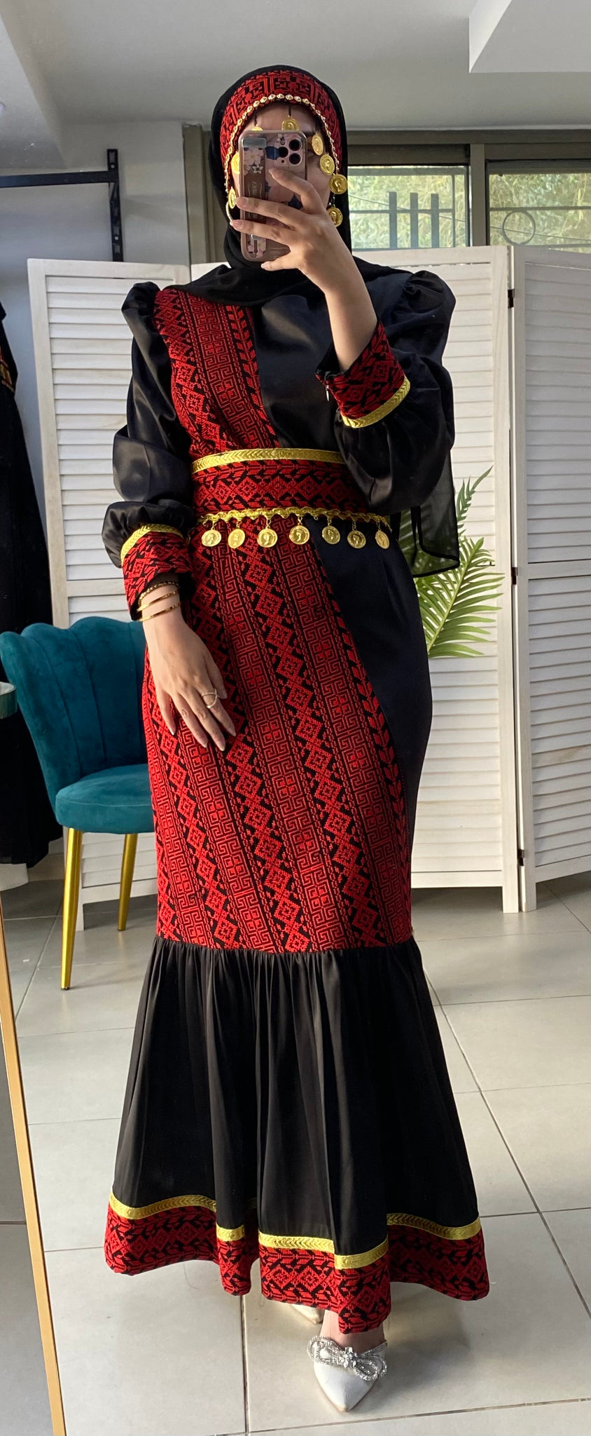 red and black mermaid dress Black And Red Gothic Mermaid Wedding Dress With Detachable Train Lace Appliques