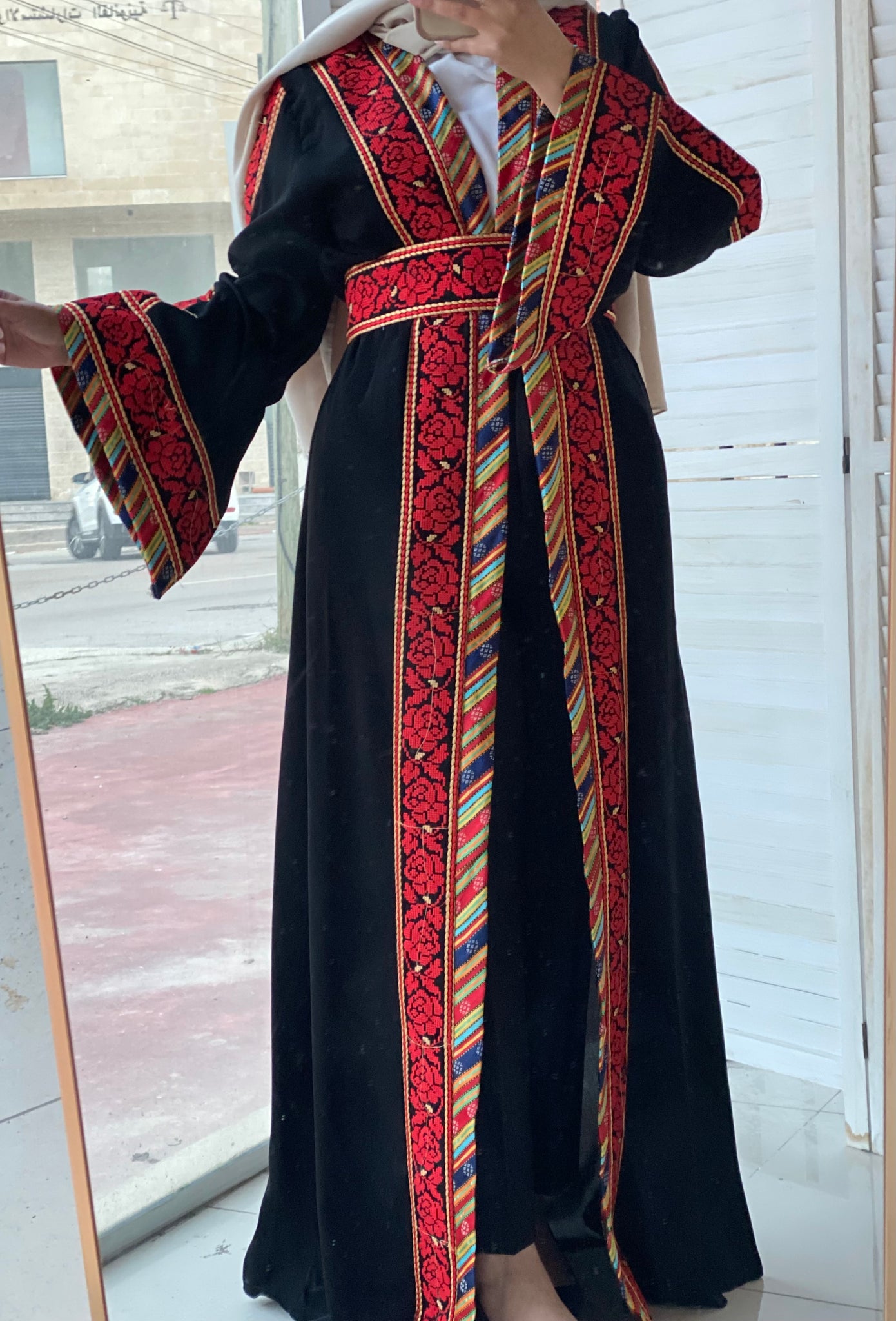 Kashmir Details Black and Red Floral Embroidered Abaya Kashmir Details Black and Red Floral Embroidered Abaya