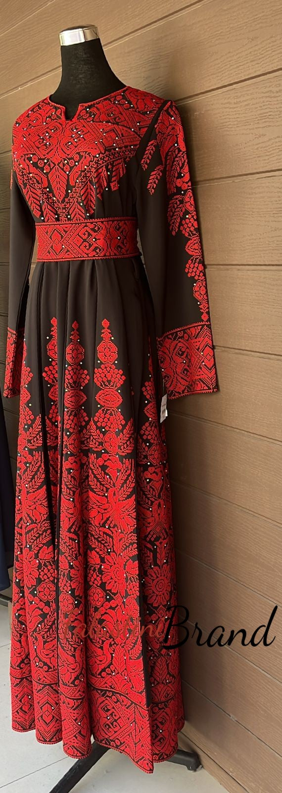 red embroidered dress Super Elegant Black Cloche Dress with Red Embroidery 44/(XL)