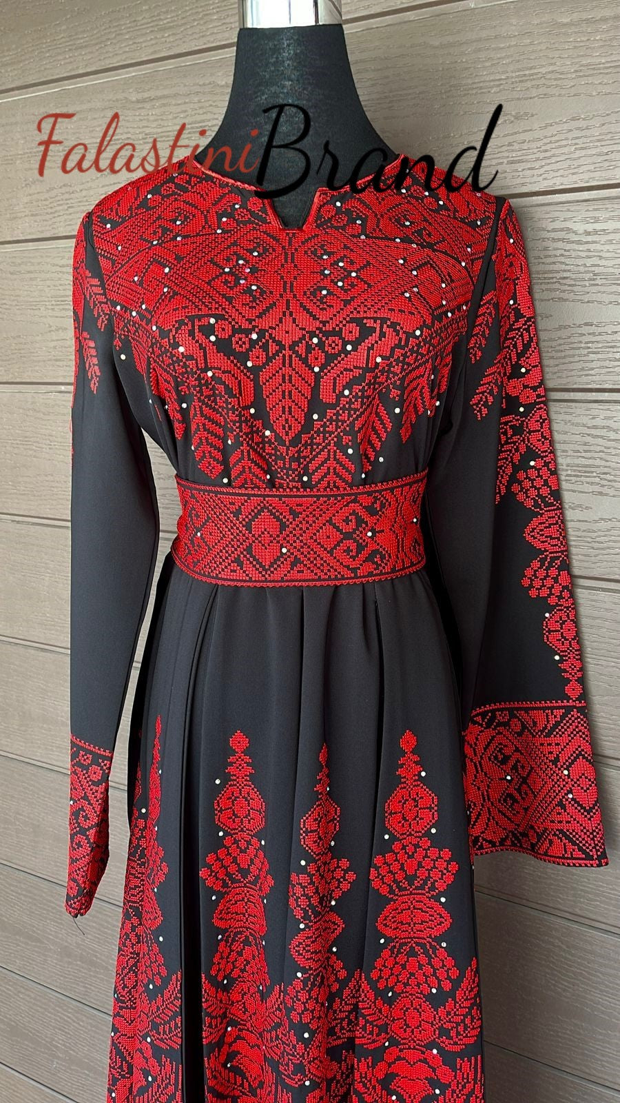 black dress with red embroidery Palestinian Thobe Tatreez Embroidery Dress Black And Red Yashmak