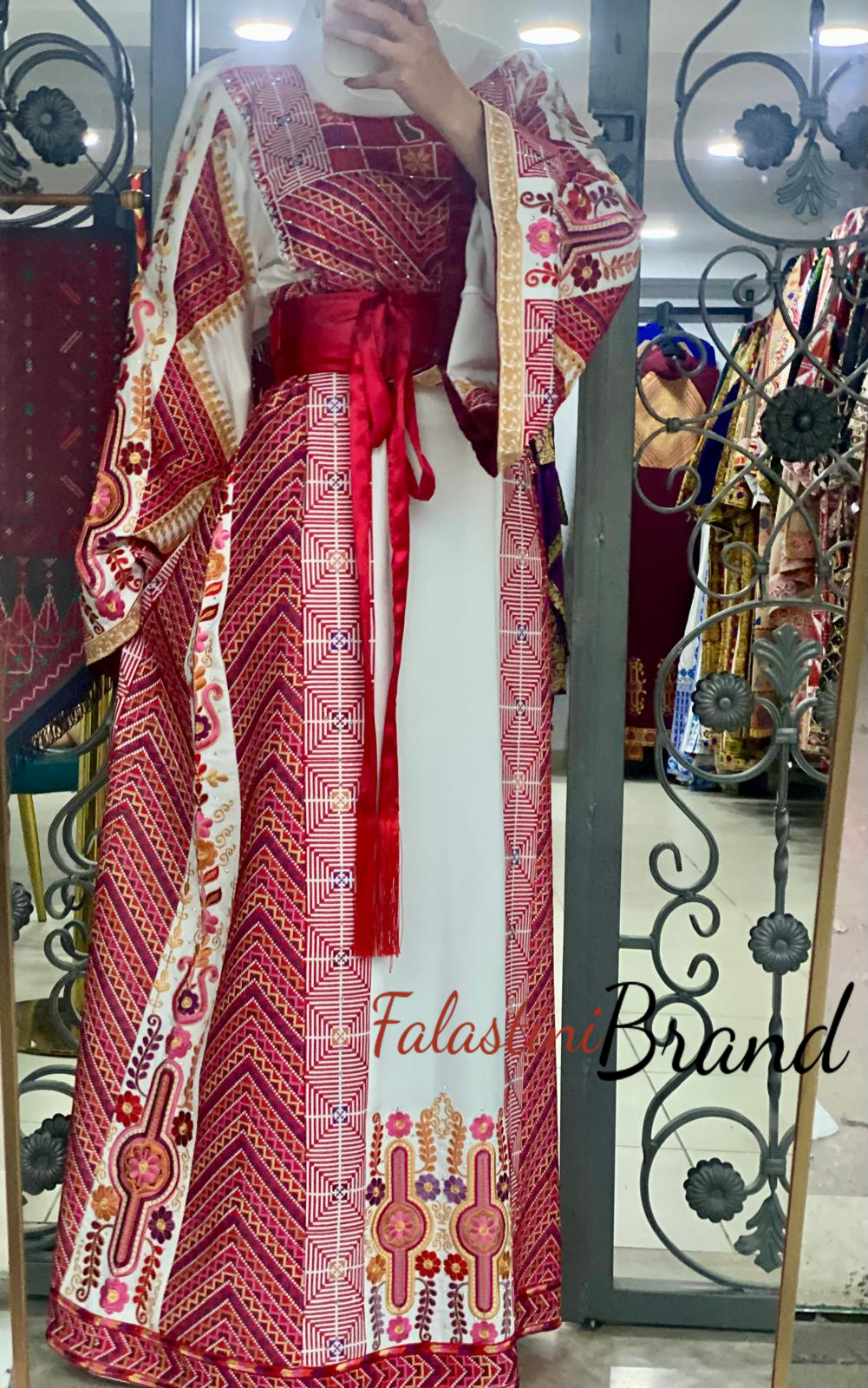 Very Elegant Wide Sleeves White and Red Embroidered Thob with Golden and Malak Details and Head Scarf