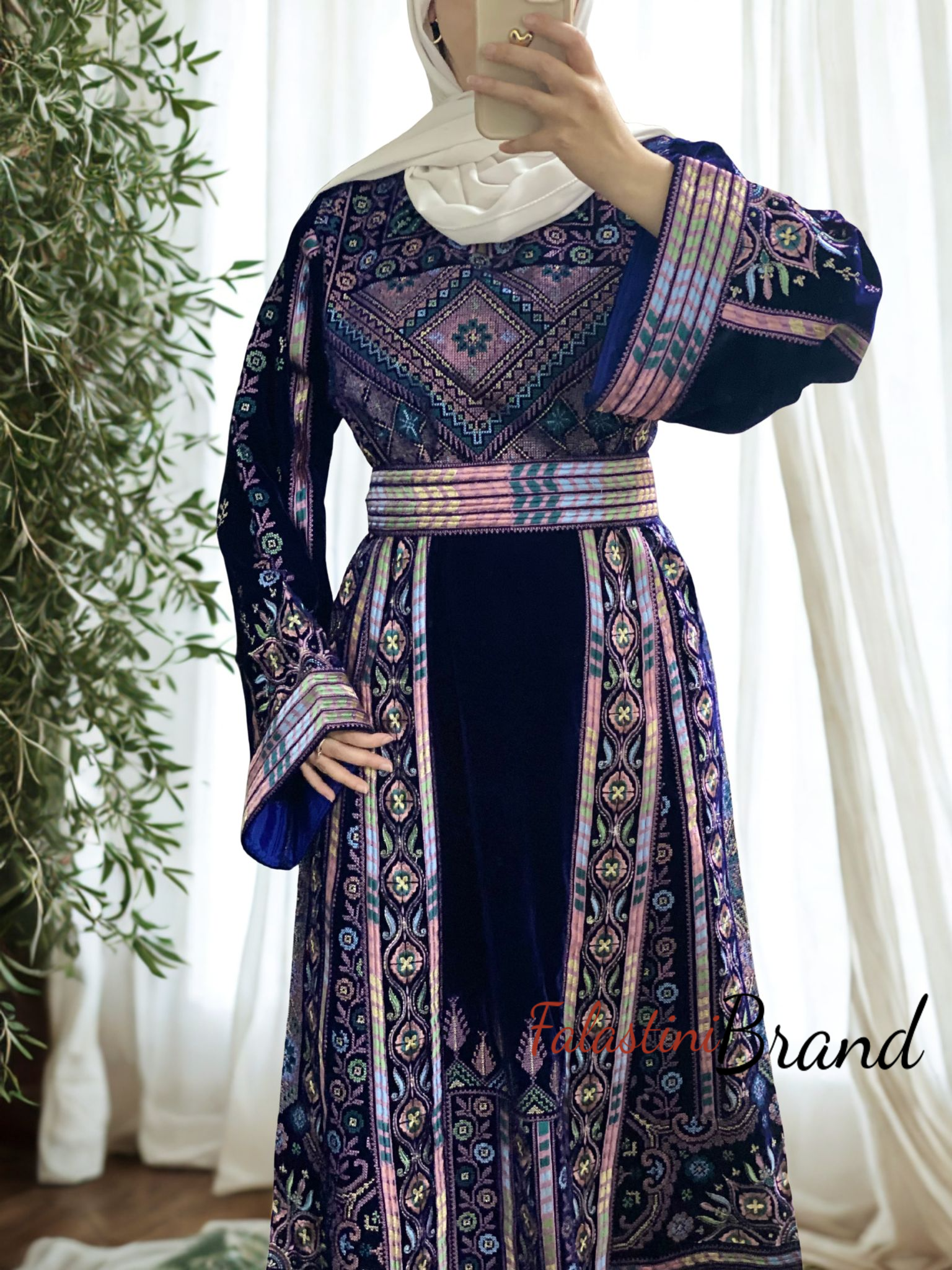 dishdasha dress Thobe Wardat Al-Asala (Heritage Blossom Dress) gatherings or even a special day out Top Palestinian velvet thobes online Palestinian Thobe Dress Traditional