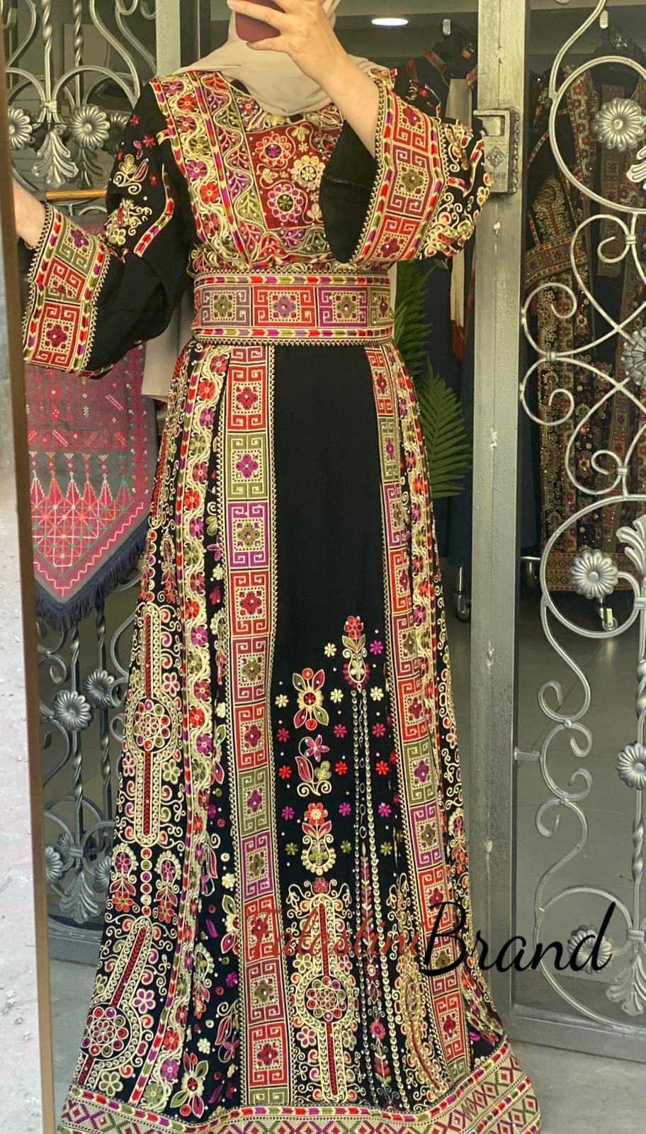 Amazing Black Malak Palestinian Embroidered Thobe Dress With Astonishing Embroidery 44/(XL)/46/(XXL) Amazing Black Malak Palestinian Embroidered Thobe Dress With Astonishing Embroidery 44/(XL)/46/(XXL)