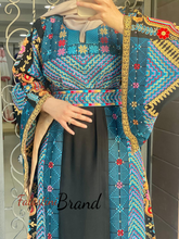 Very Elegant Wide Sleeves Black and Blue Embroidered Thob with Malak and Golden Details and Head Scarf
