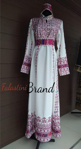 Modern Design White Thob Dress with Pink Embroidery and Matching Headband