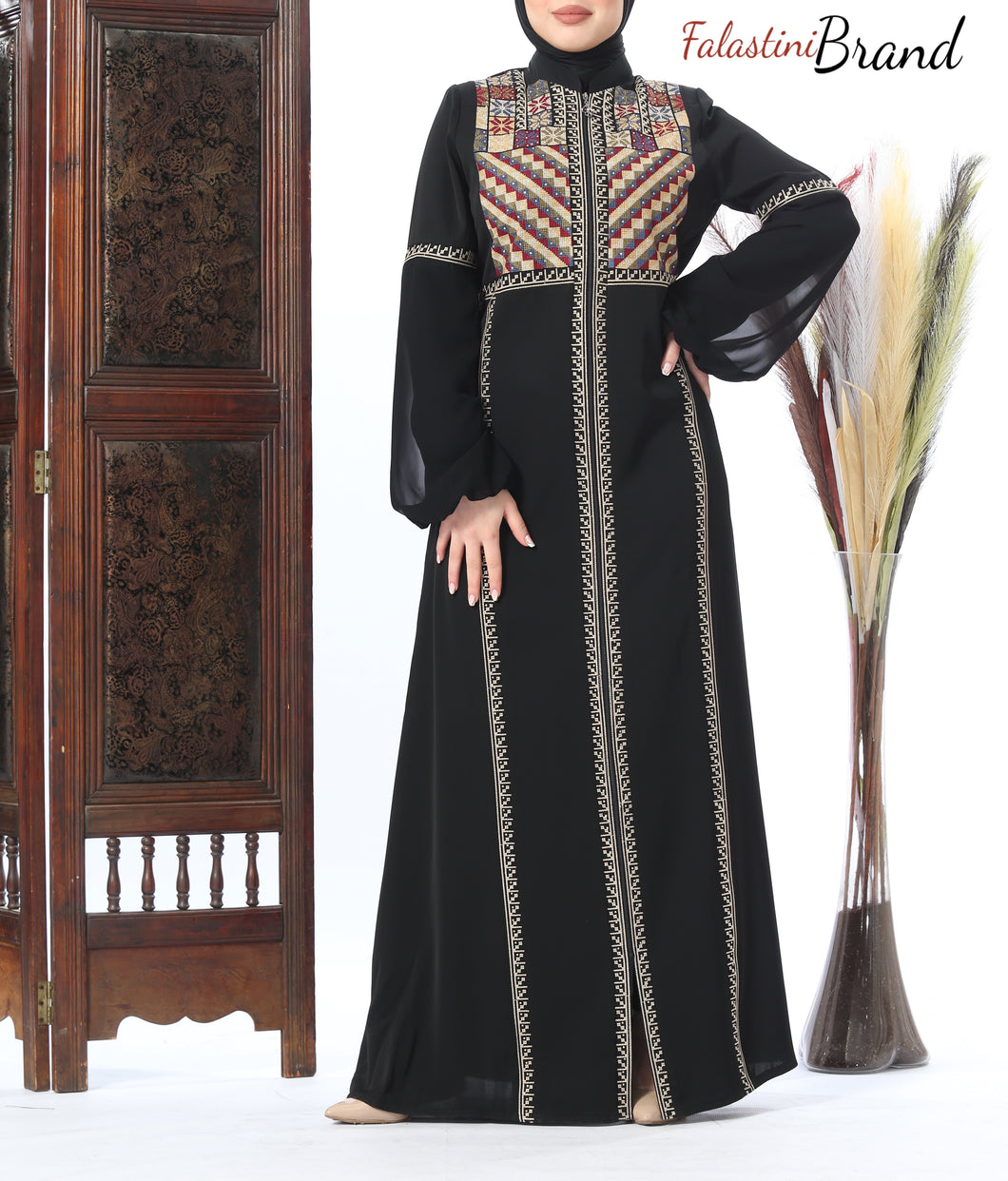 Elegant Embroidered Black Abaya With Stylish Embroidery